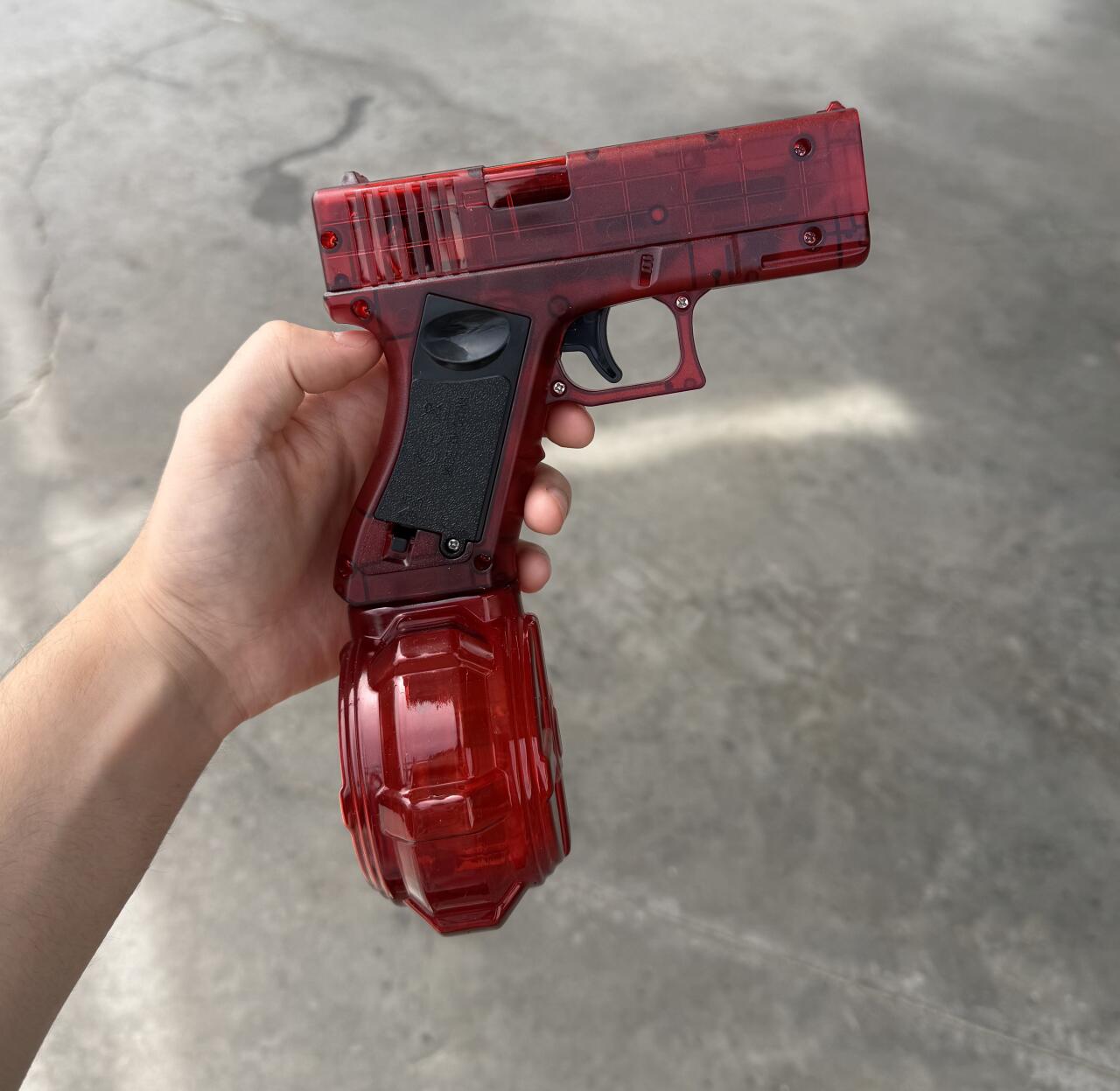 Pistola de agua con batería